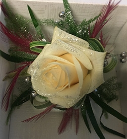 Wrist Corsages & Hair Flowers